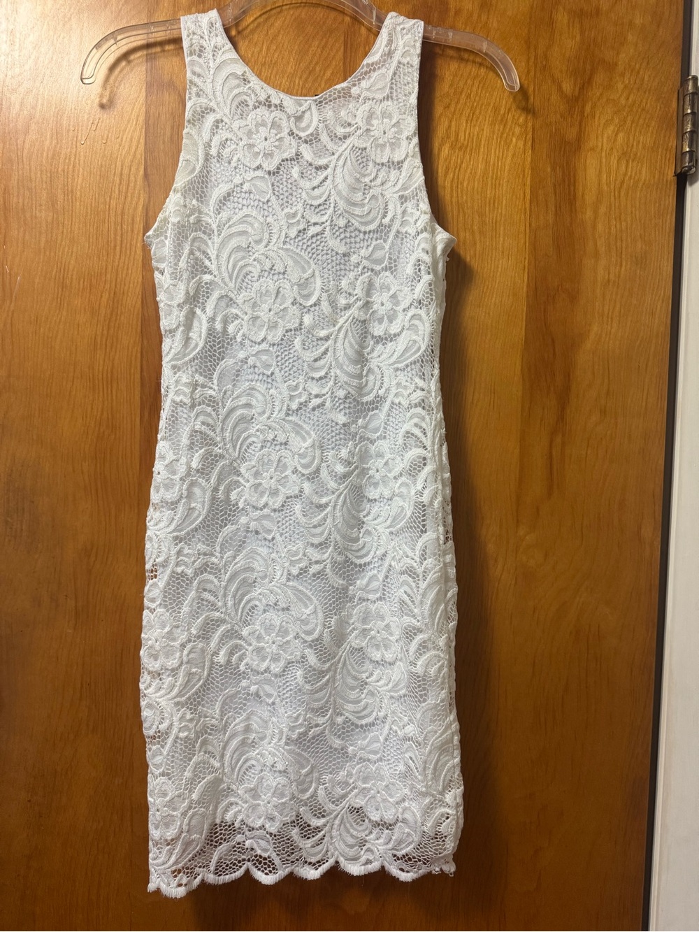 Sleeveless White Lace Sheath Dress